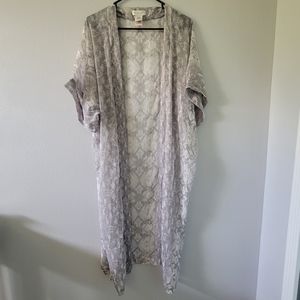 Rachel Zoe Snakeprint Short Sleeve Kimono